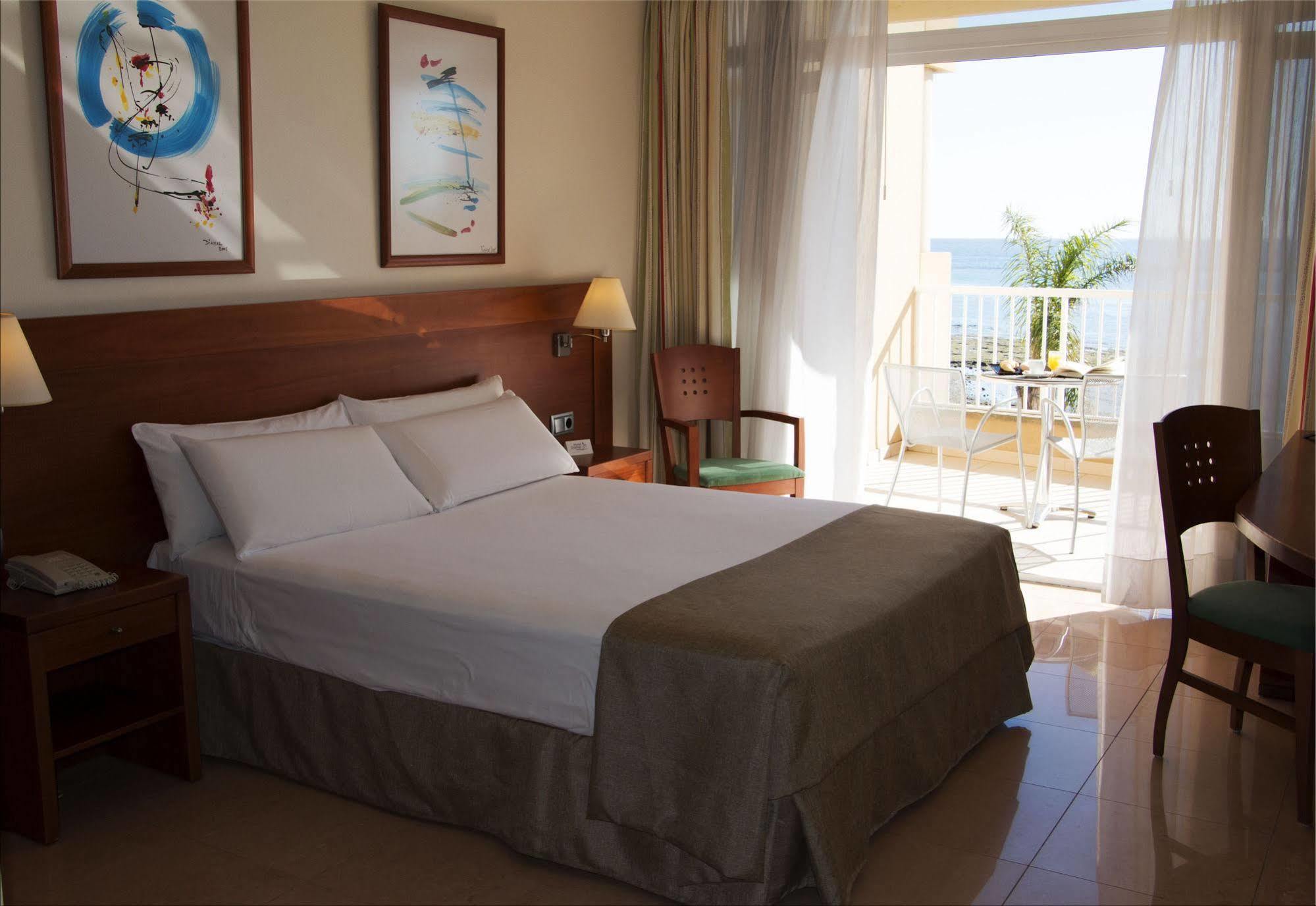 Hotel Checkin Diamar 3*