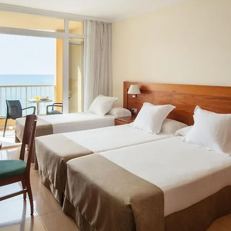 入住Diamar Hotel Arrecife酒店外部照片